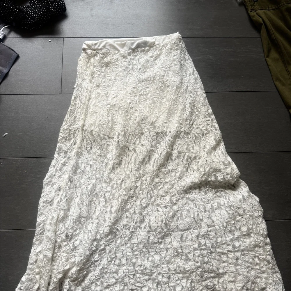 Edikted White Lace Maxi Skirt - Picture 3 of 4